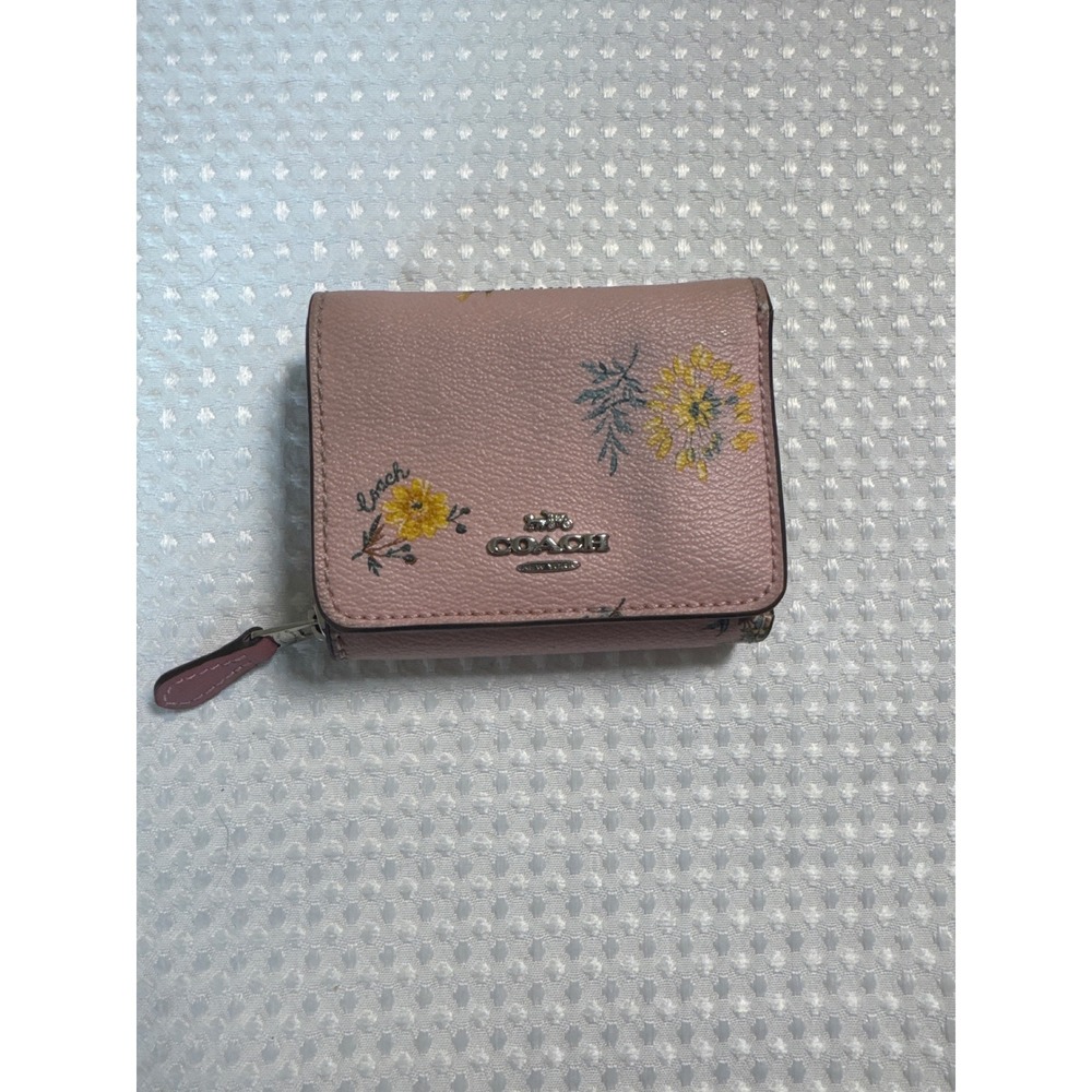 Coach Pink Leather Dandelion Floral Small Trifold Wallet Silver Snap Closure